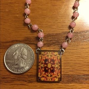 NWOT Art Nouveau Flower Kaleidoscope Necklace